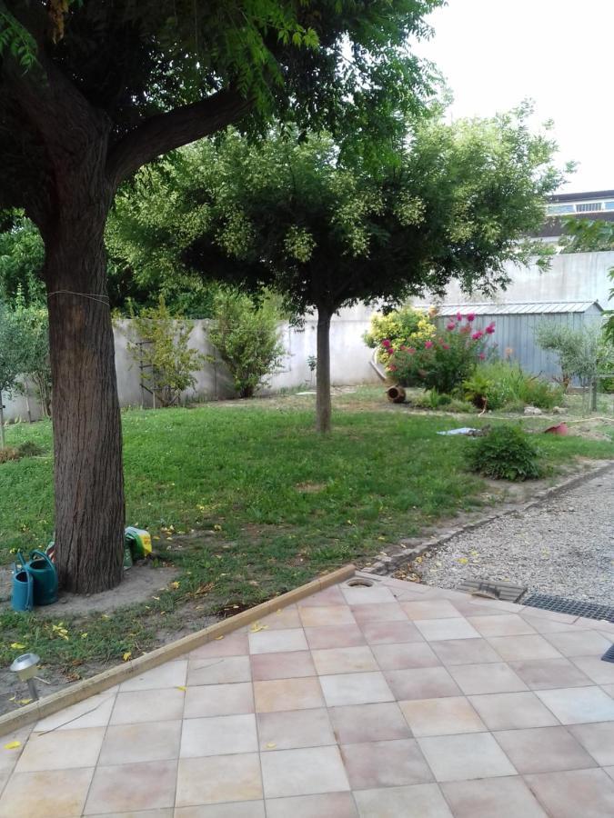 Chambre D'Hote Chez Josie Beaucaire  Exterior foto
